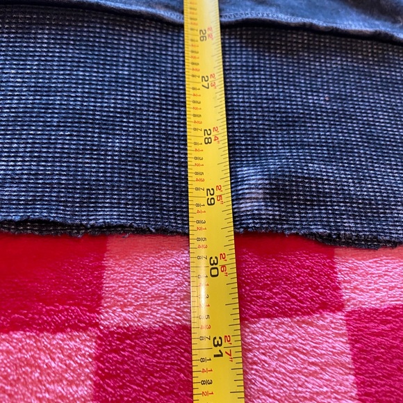 Gray and cream FREEDOM Tombstone AZ short sleeve high low shirt - Picture 6 of 11